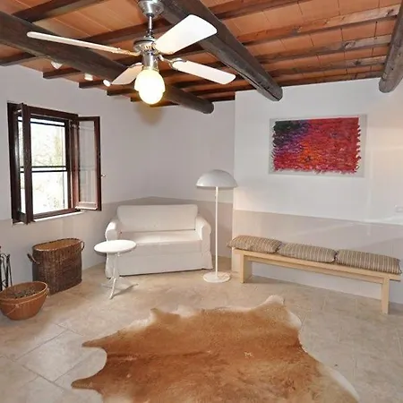 Lejlighed Castiglione Del Lago Sleeps 10 Pool Wifi Ravigliano