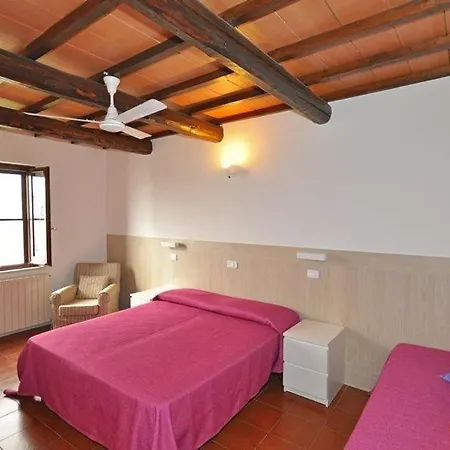 아파트 Castiglione Del Lago Sleeps 10 Pool Wifi